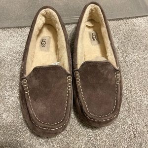 Ugg women’s Ansley slippers in expresso